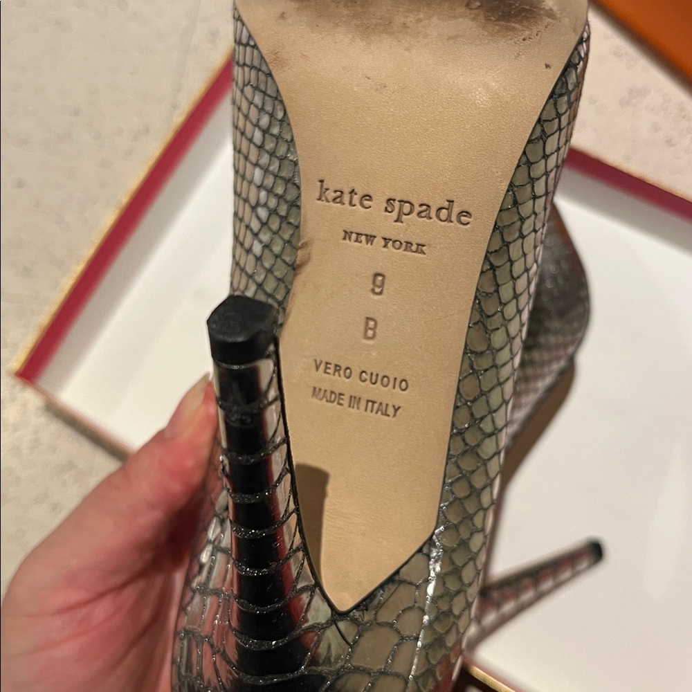 Kate Spade New York Lollipop Pumps-Pewter-made in Italy Metallic Silver Heels- 9 - Picture 5 of 15
